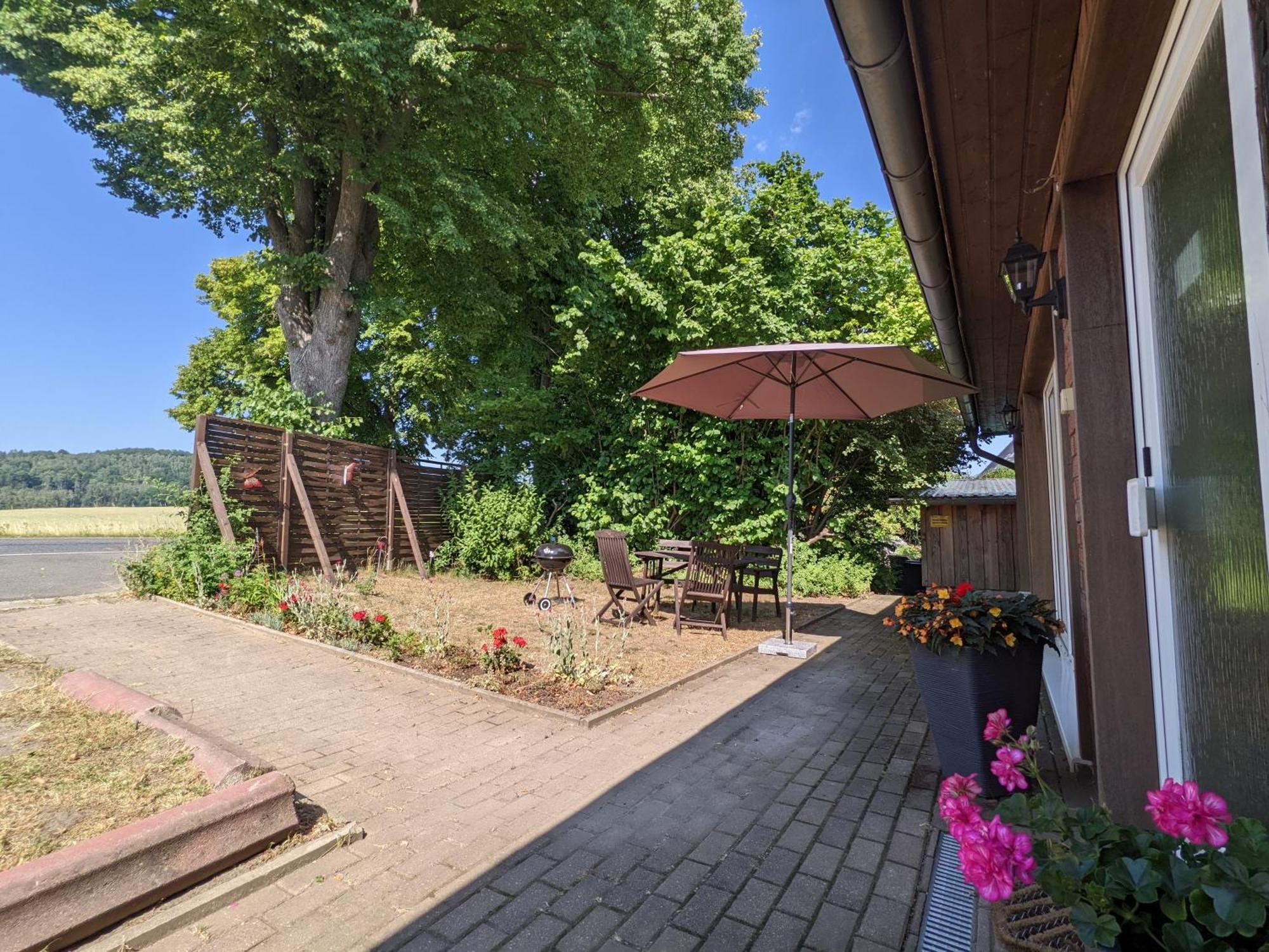 W5 - Urlaubsmagie - Wohnung Mit Grill, Terrasse & Pool Lichtenhain  Buitenkant foto