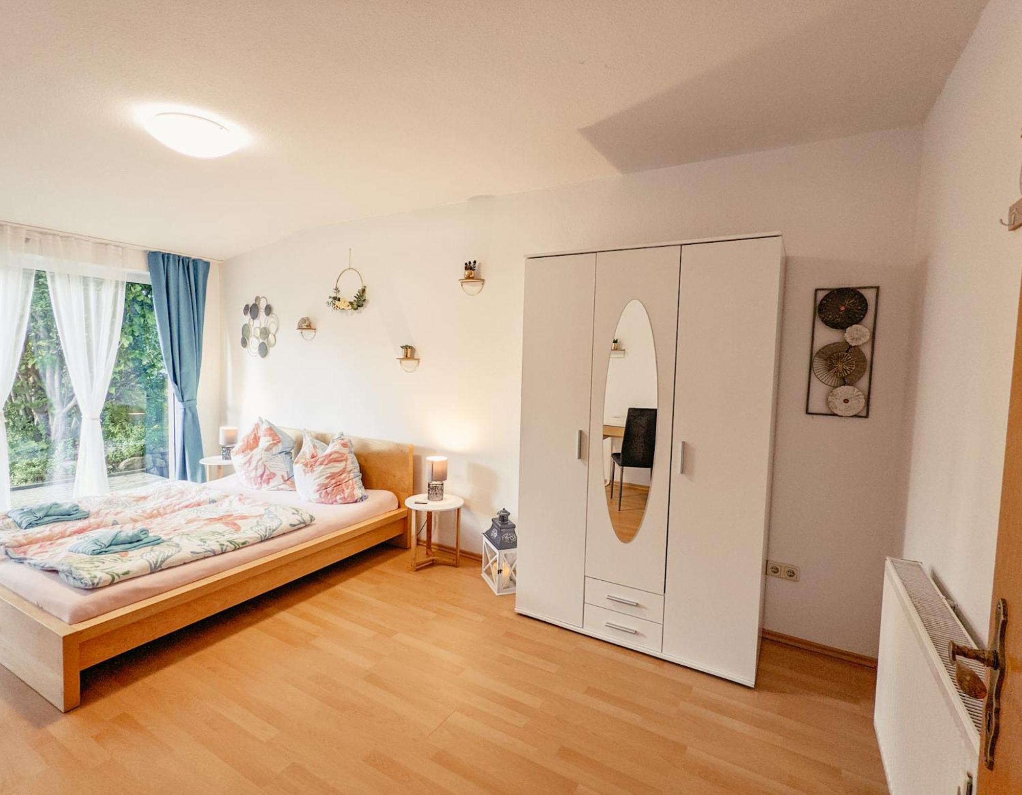 W5 - Urlaubsmagie - Wohnung Mit Grill, Terrasse & Pool Lichtenhain  Buitenkant foto