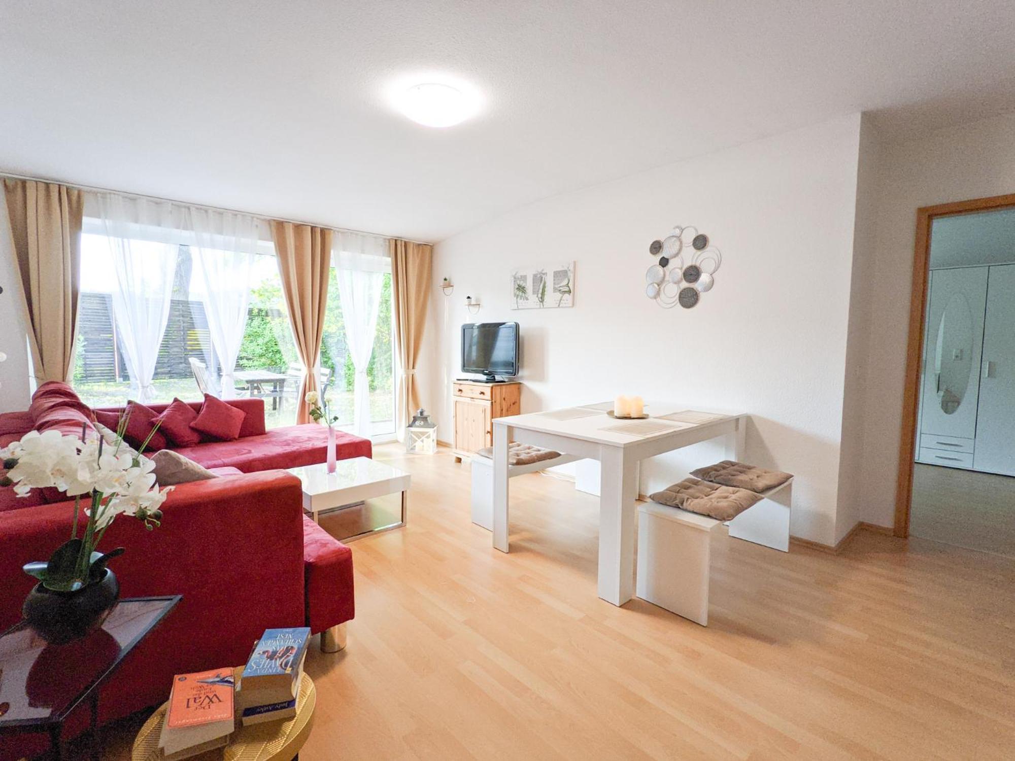 W5 - Urlaubsmagie - Wohnung Mit Grill, Terrasse & Pool Lichtenhain  Buitenkant foto