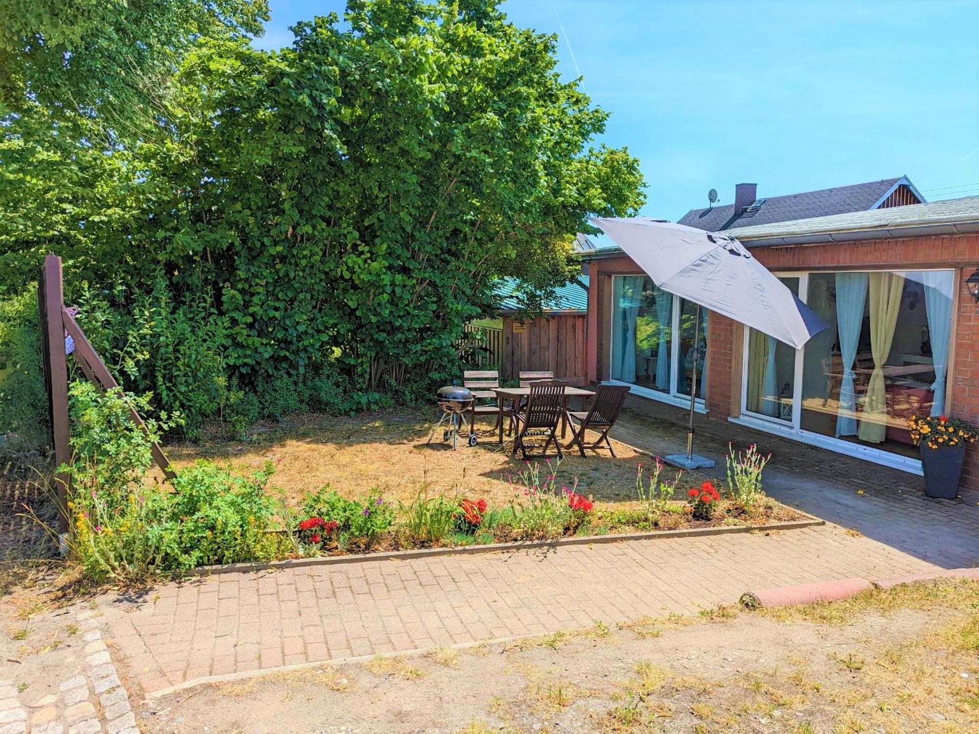 W5 - Urlaubsmagie - Wohnung Mit Grill, Terrasse & Pool Lichtenhain  Buitenkant foto